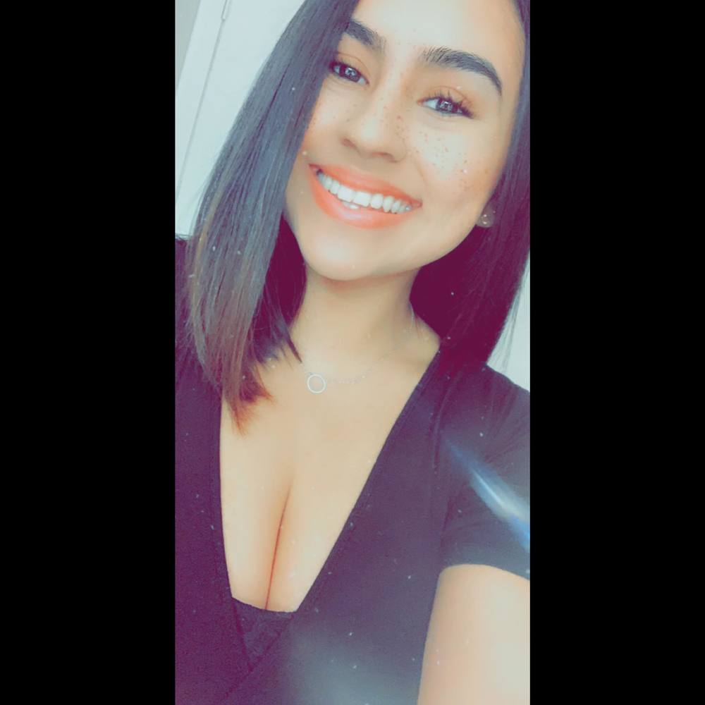 Meet your Posher, Daniela